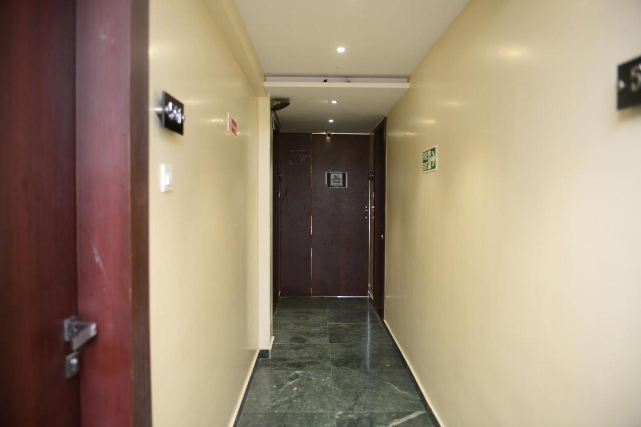Hotel Malad Inn Opposite Malad Railway Station ムンバイ エクステリア 写真